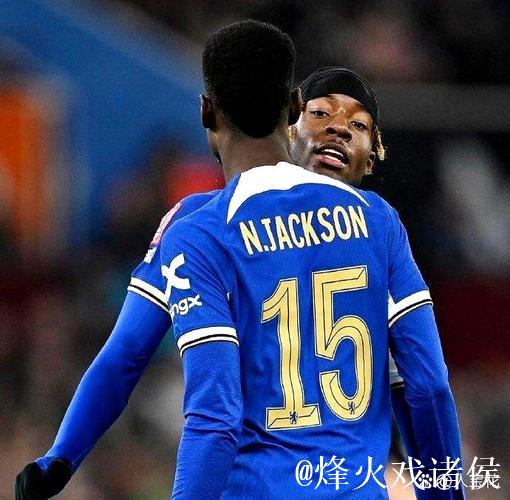 回暖!杰克逊次节连中2记三分,此前近5场比赛三分13中0 回暖!杰克逊次节连中2记三分,此前近5场比赛三分13中0