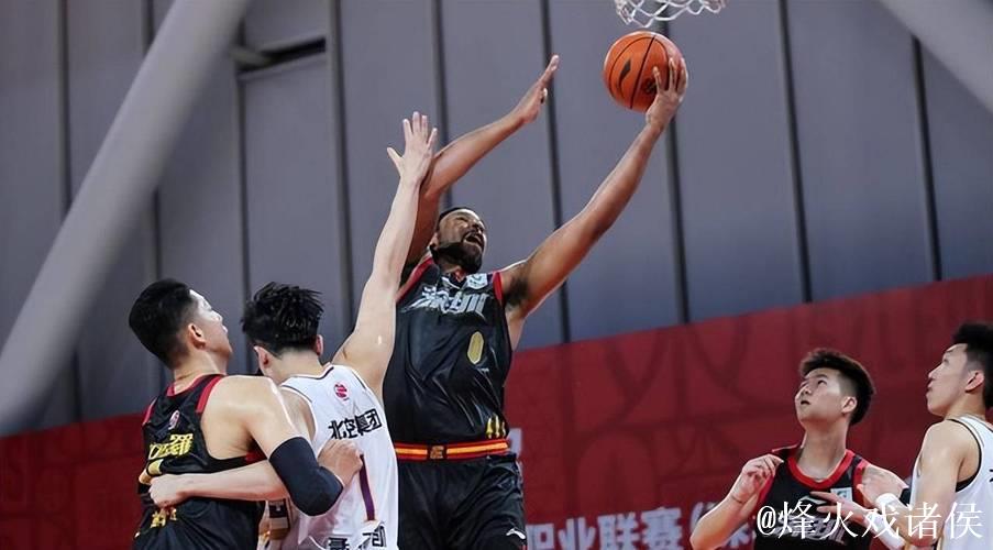 萨林杰33+20+8深圳险胜北控总分1-0 张帆14分